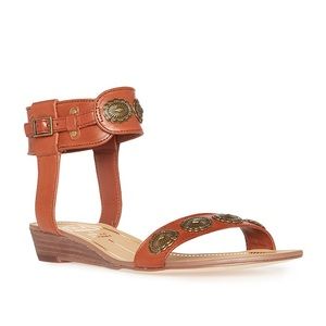 DV by Vanessa Mooney Sandal